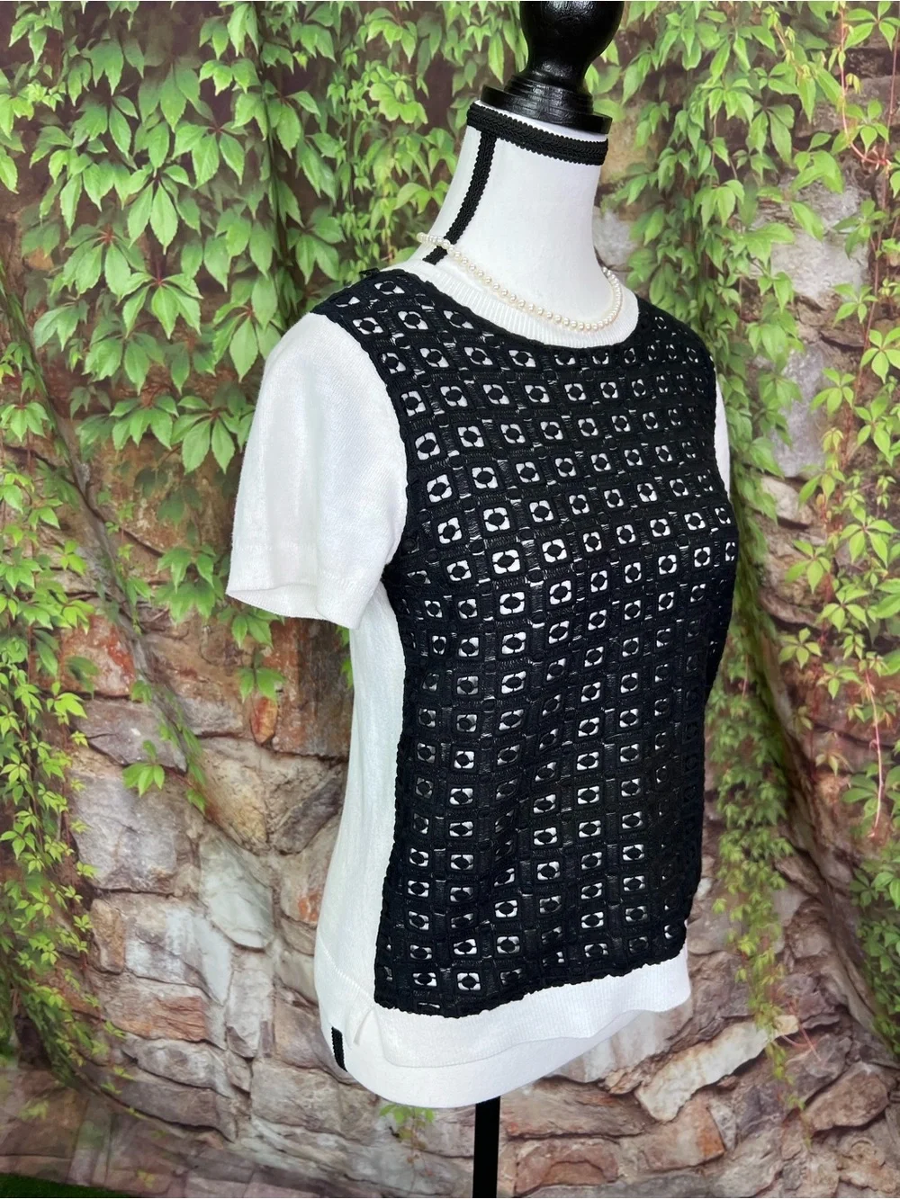 KATE SPADE Layered Black and White Fitted Crewneck Sweater, M (Runs Small)